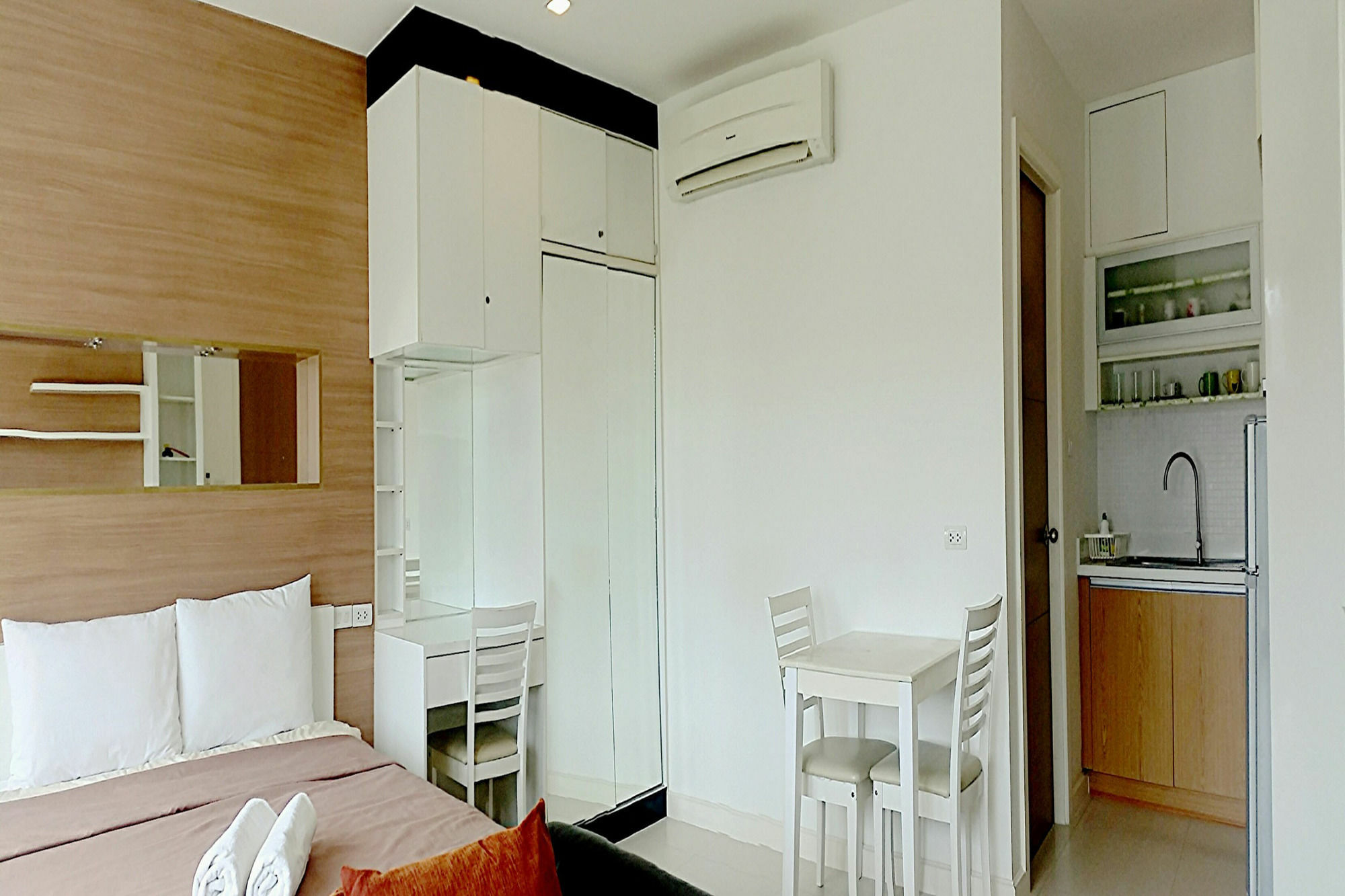 Ferienwohnung The Seacraze Hua-Hin By Montri C. HHQ Exterior foto